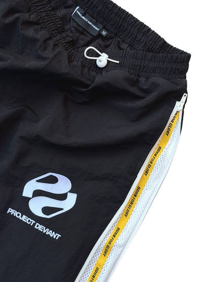 WARM UP TRACK PANTS (BLACK)
